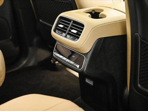 Certified 2025 Mercedes-Benz GLS 450 4MATIC image 19