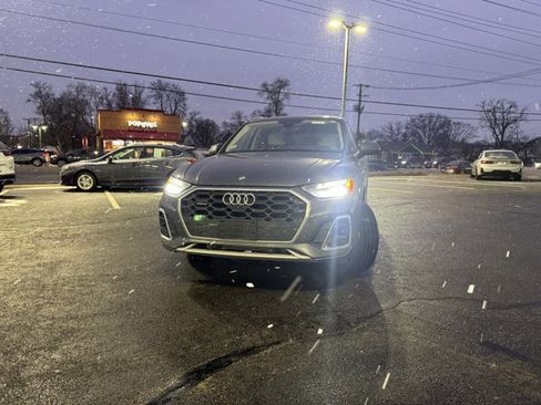 Used 2023 Audi Q5 2.0T Premium Plus w/ Premium Plus Package image 4