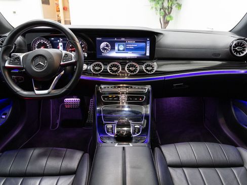 Used 2018 Mercedes-Benz E 400 Coupe image 5