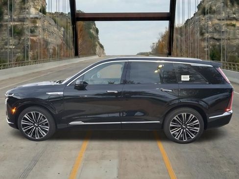New 2026 Cadillac Vistiq Premium Luxury AWD/4WD image 5