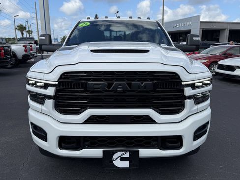 Used 2025 RAM 2500 Laramie w/ Night Edition AWD/4WD image 9