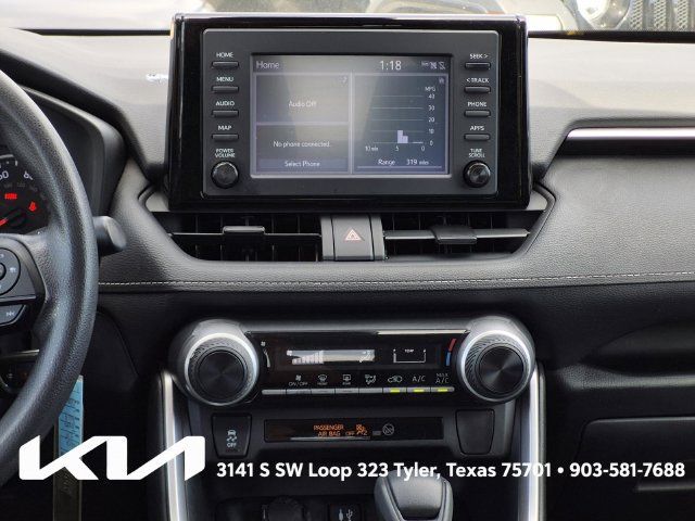 Used 2019 Toyota RAV4 LE FWD image 23