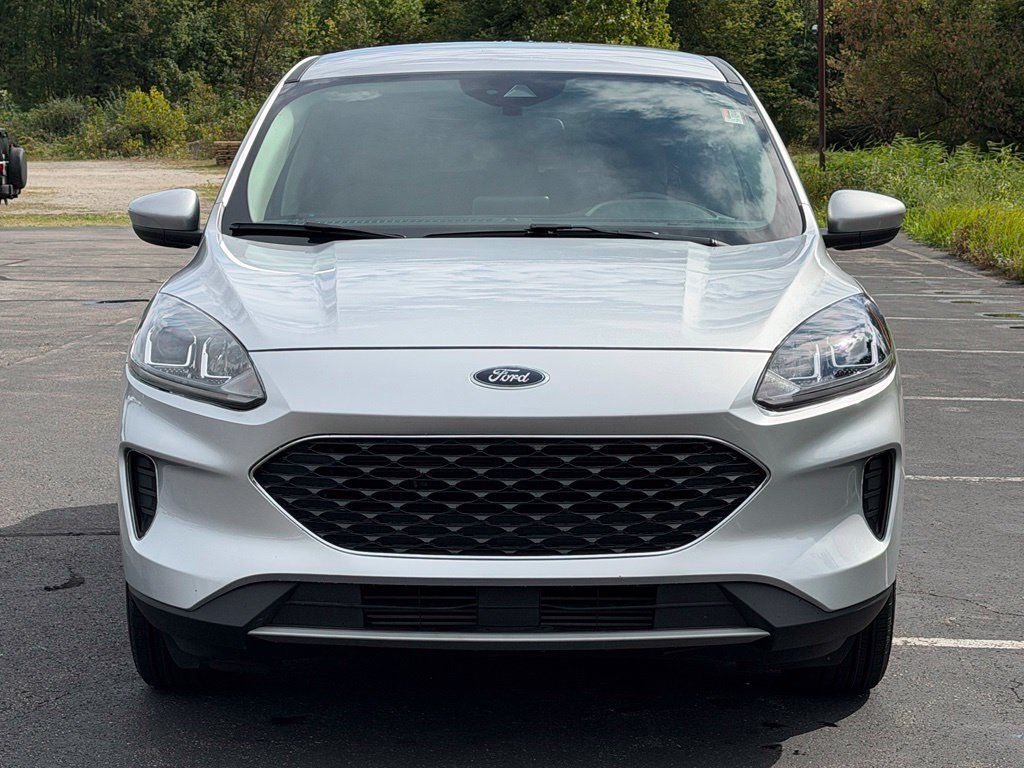Certified 2020 Ford Escape SE AWD/4WD image 3