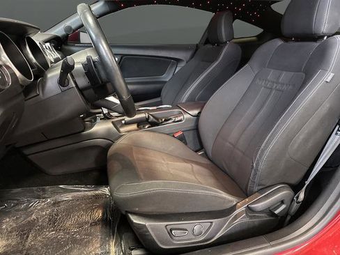 Used 2018 Ford Mustang GT w/ GT Performance Package image 30