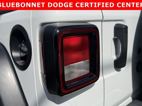 Used 2023 Jeep Wrangler Sport AWD/4WD image 19