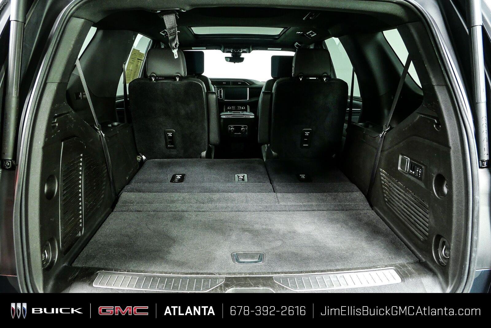 Used 2021 GMC Yukon Denali w/ Denali Ultimate Package RWD image 38
