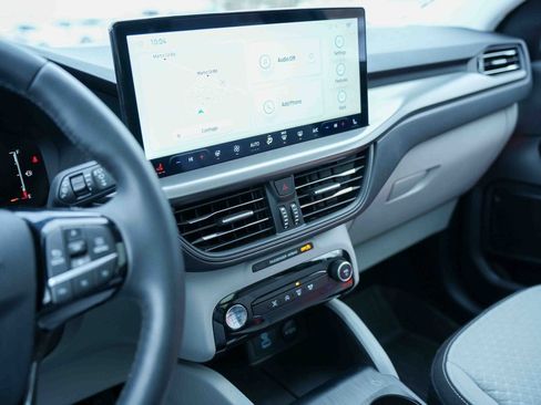 Used 2023 Ford Escape Active w/ Tech Pack #1 image 34