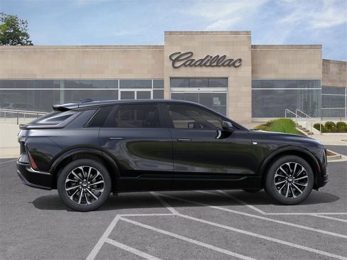 New 2025 Cadillac Lyriq Sport image 5