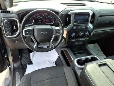 Certified 2021 Chevrolet Silverado 1500 LT Trail Boss w/ LPO, Dark Essentials Package image 15