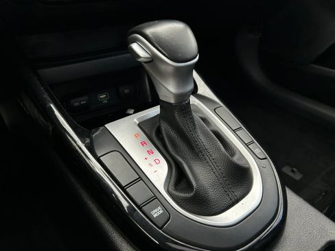 Used 2023 Kia Forte GT-Line w/ GT-Line Premium Package FWD image 18
