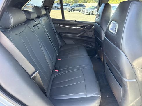 Used 2017 BMW X5 M image 44
