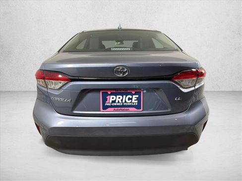 Used 2026 Toyota Corolla LE FWD image 4