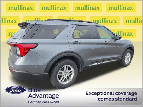 Certified 2025 Ford Explorer Active AWD/4WD image 3