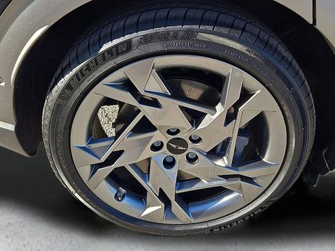 Used 2023 Genesis GV60 Performance image 8