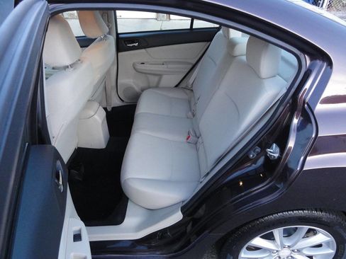 Used 2012 Subaru Impreza 2.0i Premium image 19