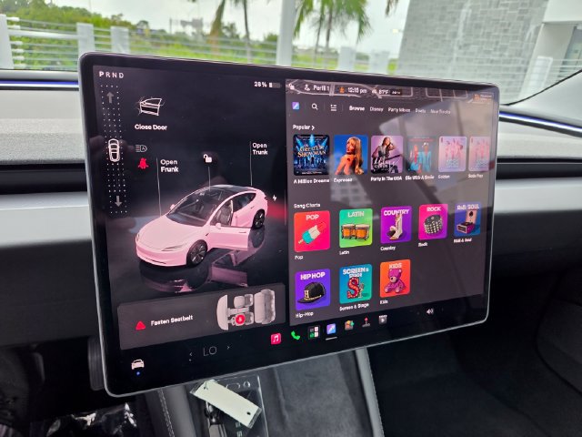 Used 2025 Tesla Model 3 Long Range RWD image 37