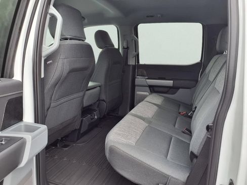 New 2026 Ford F250 XLT w/ XLT Premium Package AWD/4WD image 18