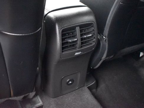 Used 2025 Ford Escape ST-Line FWD image 11