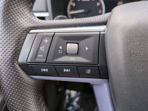 Used 2025 Mitsubishi Outlander SE AWD/4WD image 24