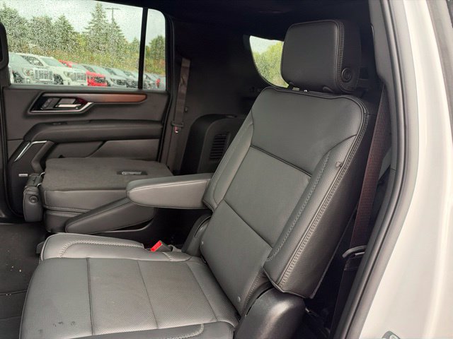 Used 2026 GMC Yukon XL Denali w/ Sun & Power Step Package AWD/4WD image 22