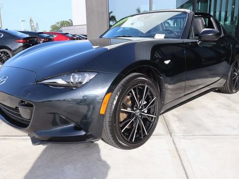 Used 2025 MAZDA MX-5 Miata RF Grand Touring RWD image 25