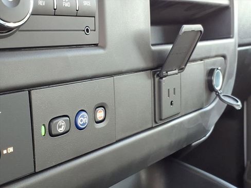 New 2025 Chevrolet Express 2500 Work Van w/ Driver Convenience Package image 9