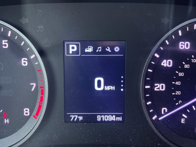 Used 2017 Hyundai Tucson Night w/ Cargo Package FWD image 11