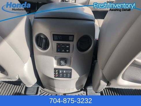 Used 2015 Honda Pilot Touring image 19