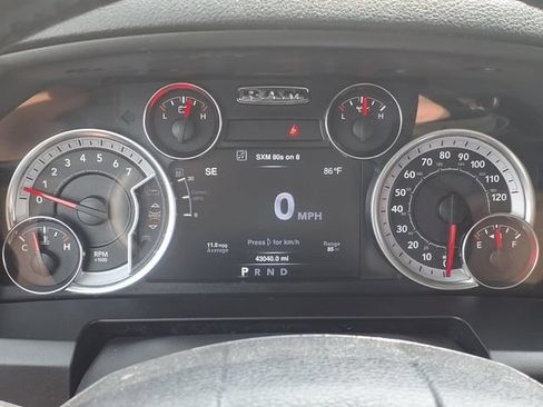 Used 2021 RAM 1500 Express w/ Wheel & Sound Group AWD/4WD image 33