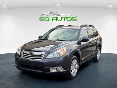 Used 2011 Subaru Outback 2.5i Premium w/ All-Weather Pkg image 3
