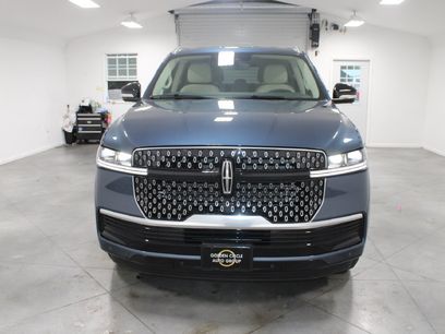 New 2027 Lincoln Navigator Premiere