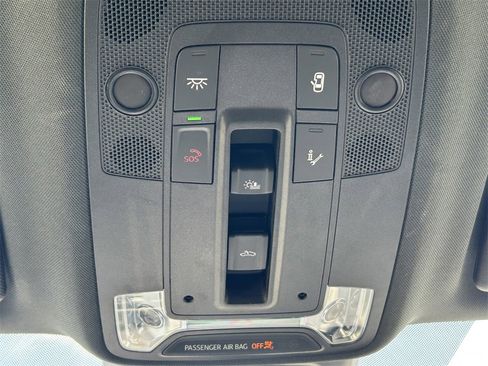 Used 2024 Audi Q3 2.0T Premium image 20