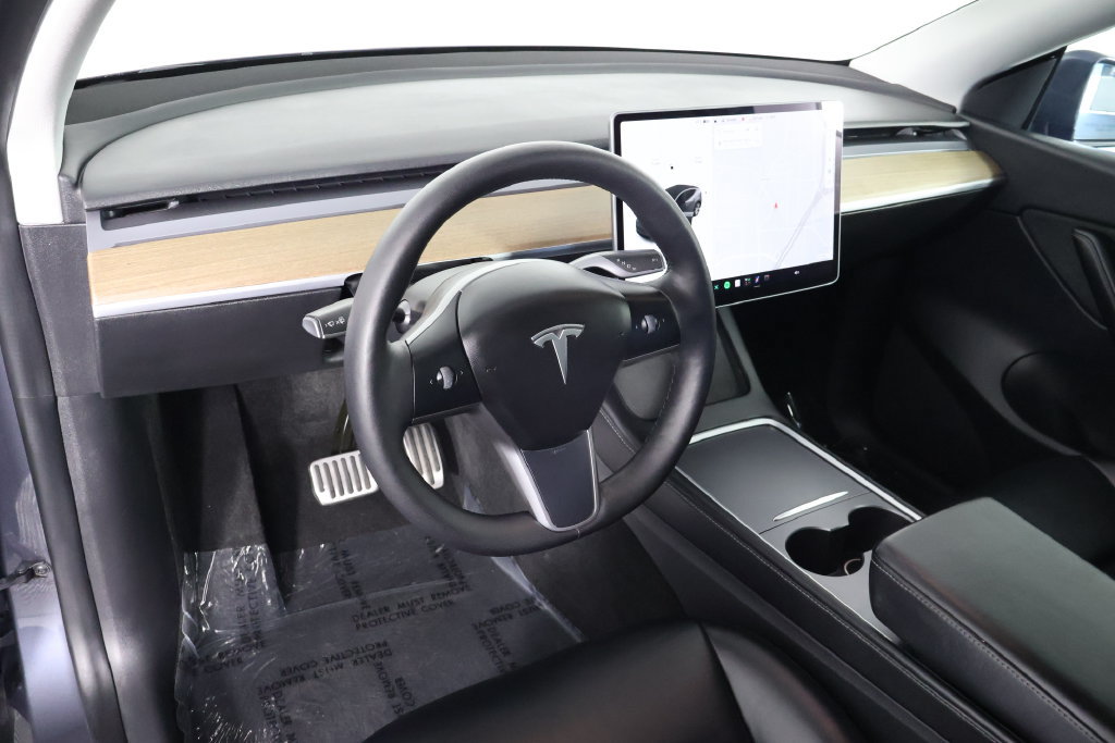 Used 2022 Tesla Model Y Long Range AWD/4WD image 13