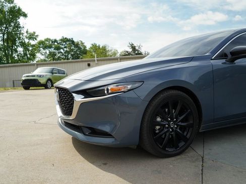 Used 2023 MAZDA MAZDA3 s image 11