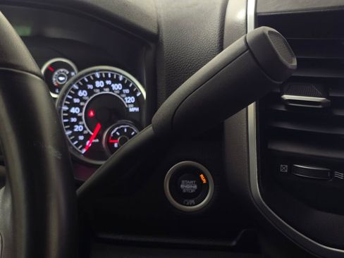 Used 2024 RAM 2500 Big Horn image 30