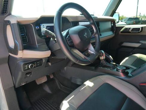 Certified 2023 Ford Bronco Wildtrak AWD/4WD image 22