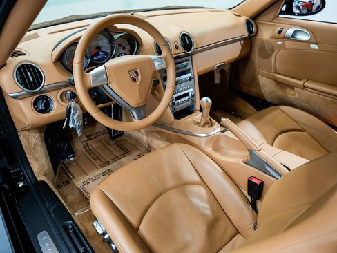 Used 2007 Porsche Cayman S RWD image 9