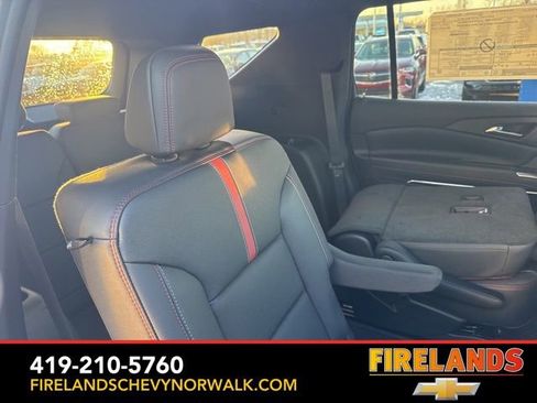 New 2026 Chevrolet Traverse RS w/ LPO, Floor Liner Package image 34