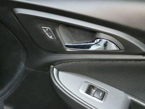 Used 2024 Chevrolet Malibu LT w/ Sport Edition image 9