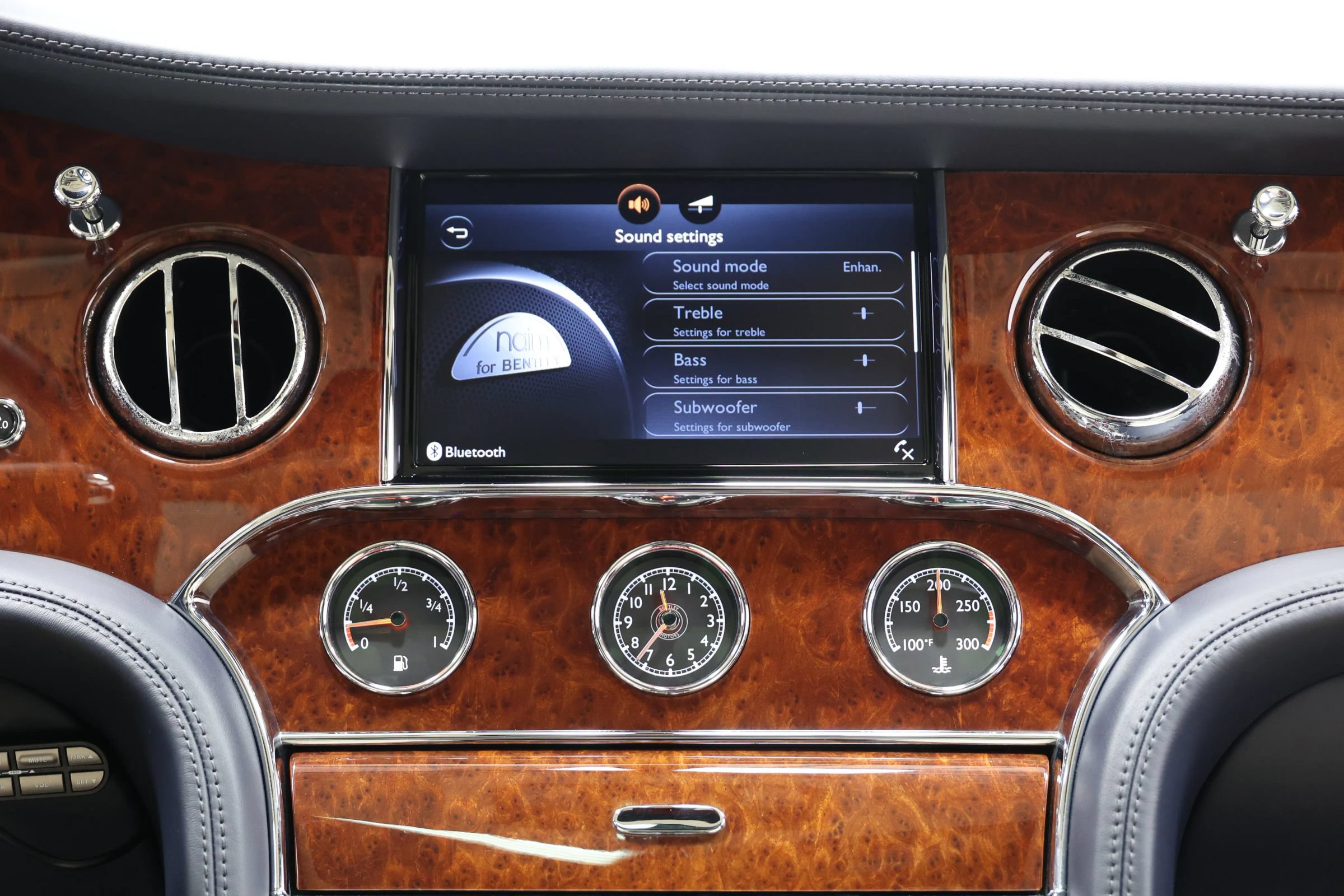 Used 2017 Bentley Mulsanne RWD image 50