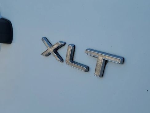 Used 2015 Ford Transit 350 XLT image 6