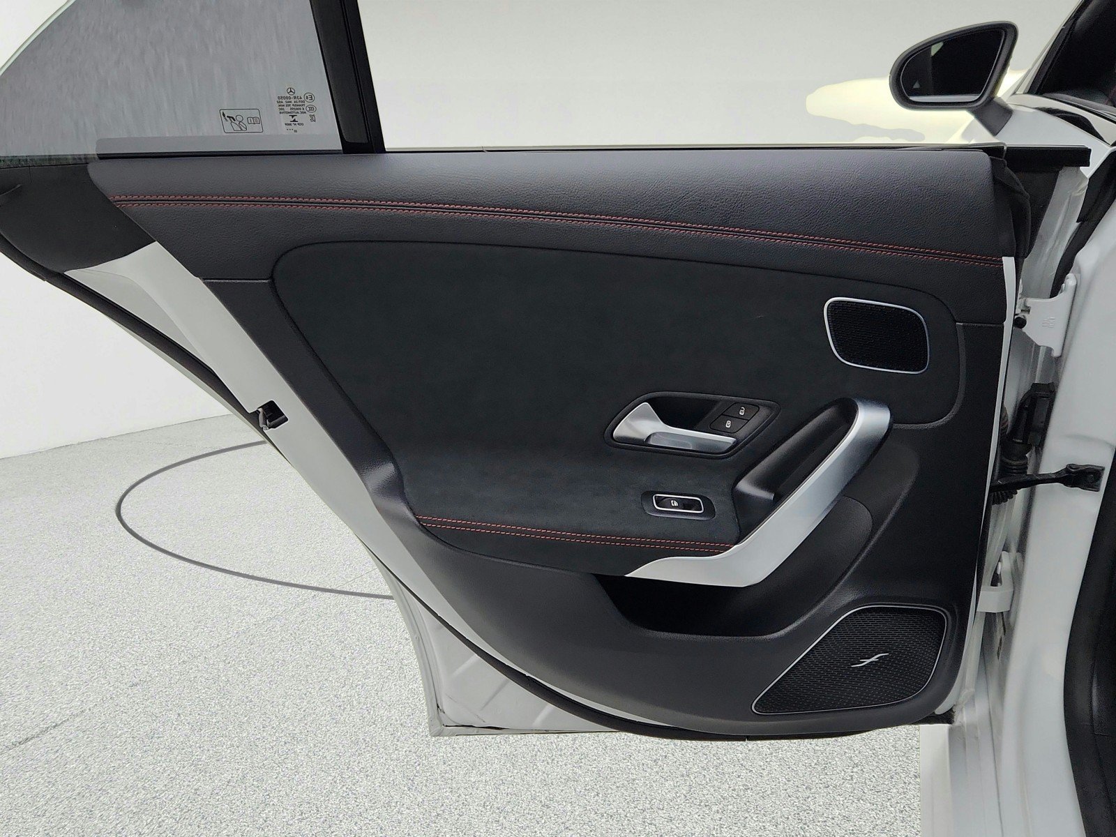 Used 2023 Mercedes-Benz CLA 250 image 25