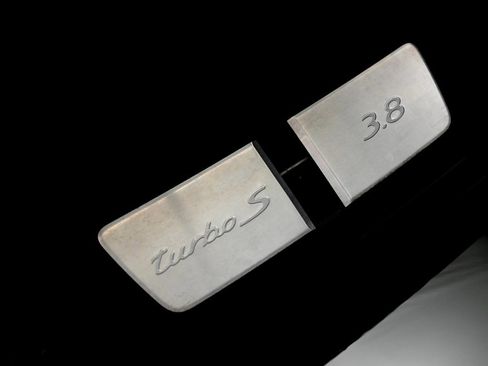 Used 2014 Porsche 911 Turbo S image 21