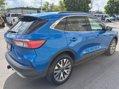 Used 2020 Ford Escape Titanium AWD/4WD image 15