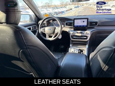 Used 2023 Ford Explorer XLT w/ Equipment Group 202A image 12