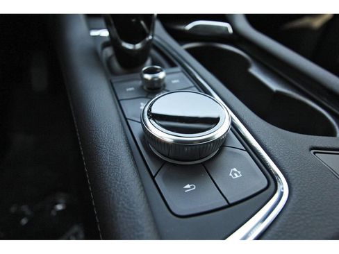 New 2026 Cadillac XT5 Luxury image 20