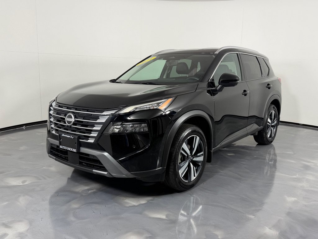Used 2024 Nissan Rogue SL AWD/4WD image 10