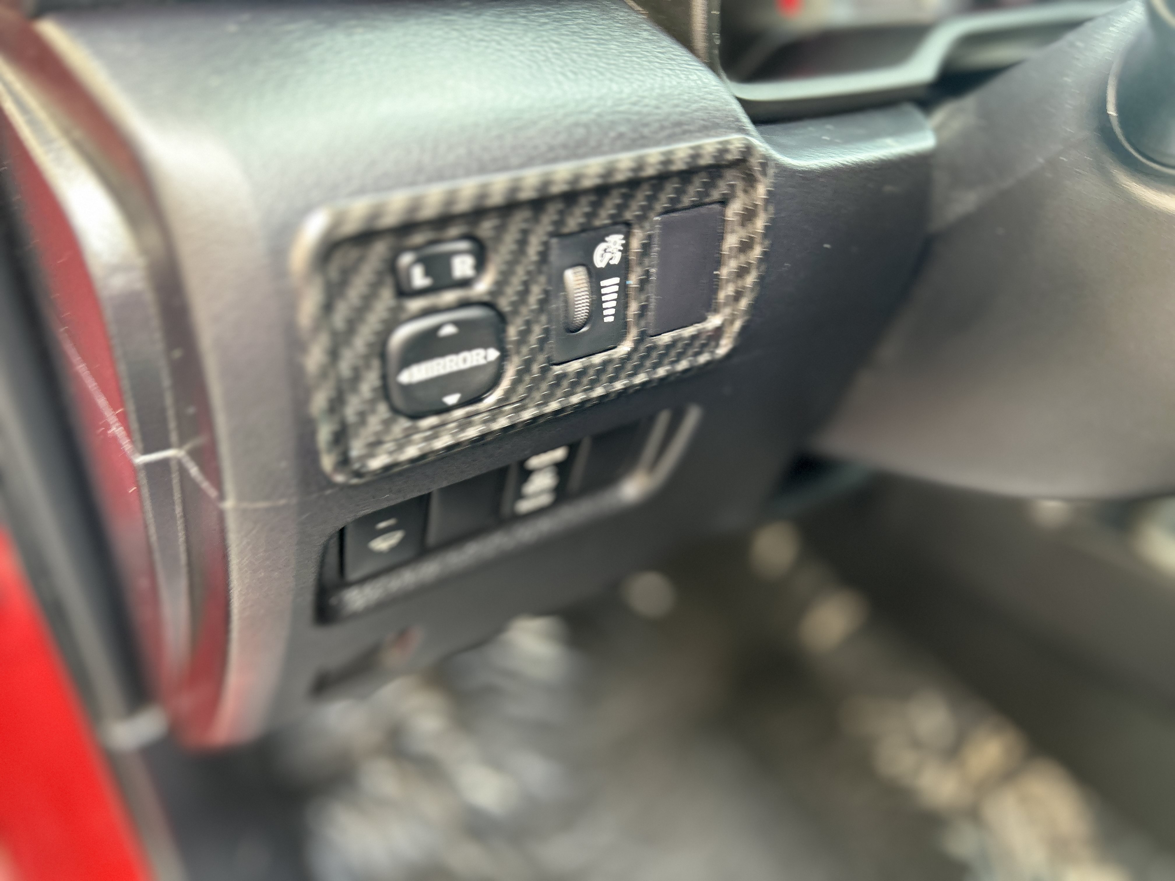 Used 2015 Toyota 4Runner SR5 AWD/4WD image 20
