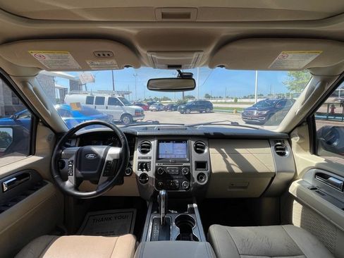 Used 2017 Ford Expedition Limited w/ Equipment Group 301A RWD image 25