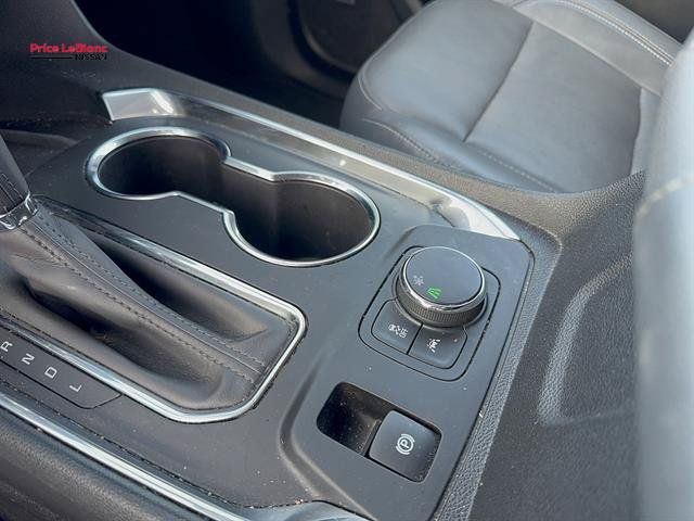 Used 2020 Chevrolet Traverse Premier FWD image 18